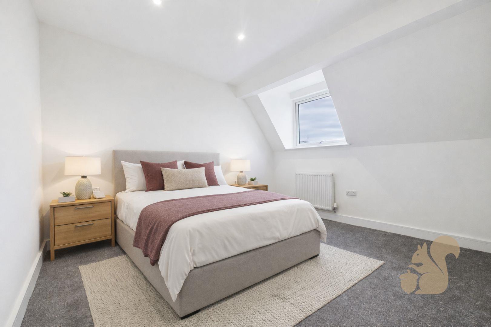 9 Kingsland - Bedroom 2.jpg